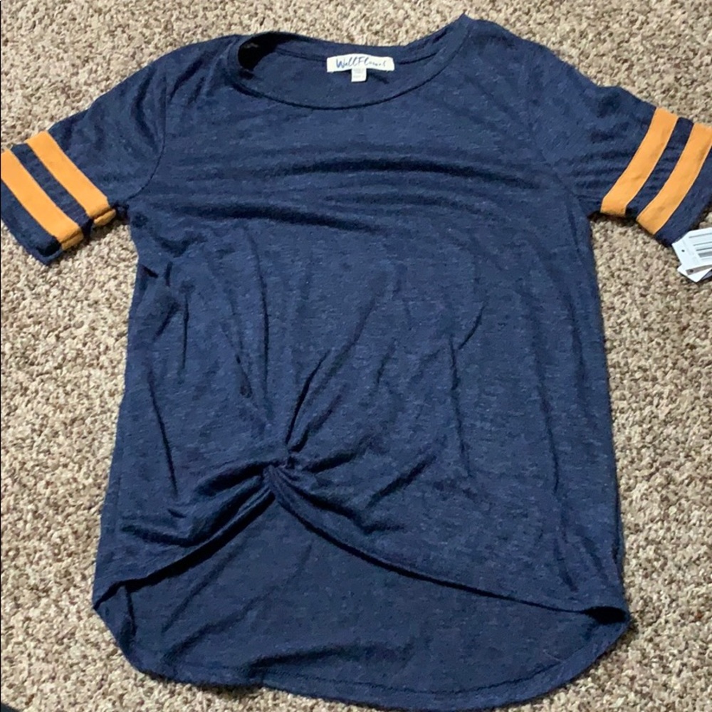 Cropped tee